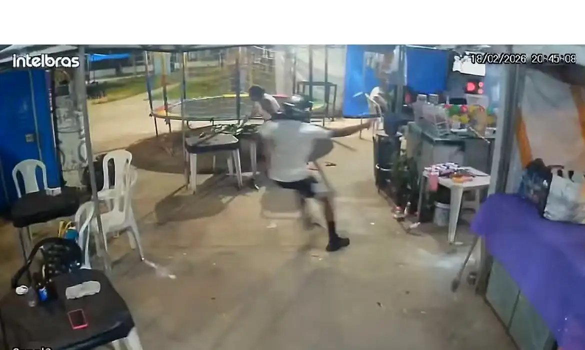 Tiroteio no Centro do Rio deixa um morto e criança baleada