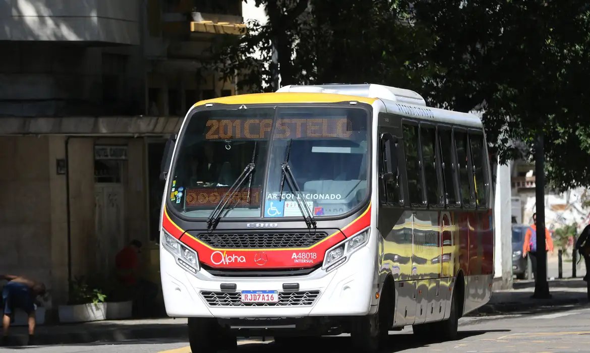 Quinta reunião entre rodoviários e patrões termina sem acordo no Rio