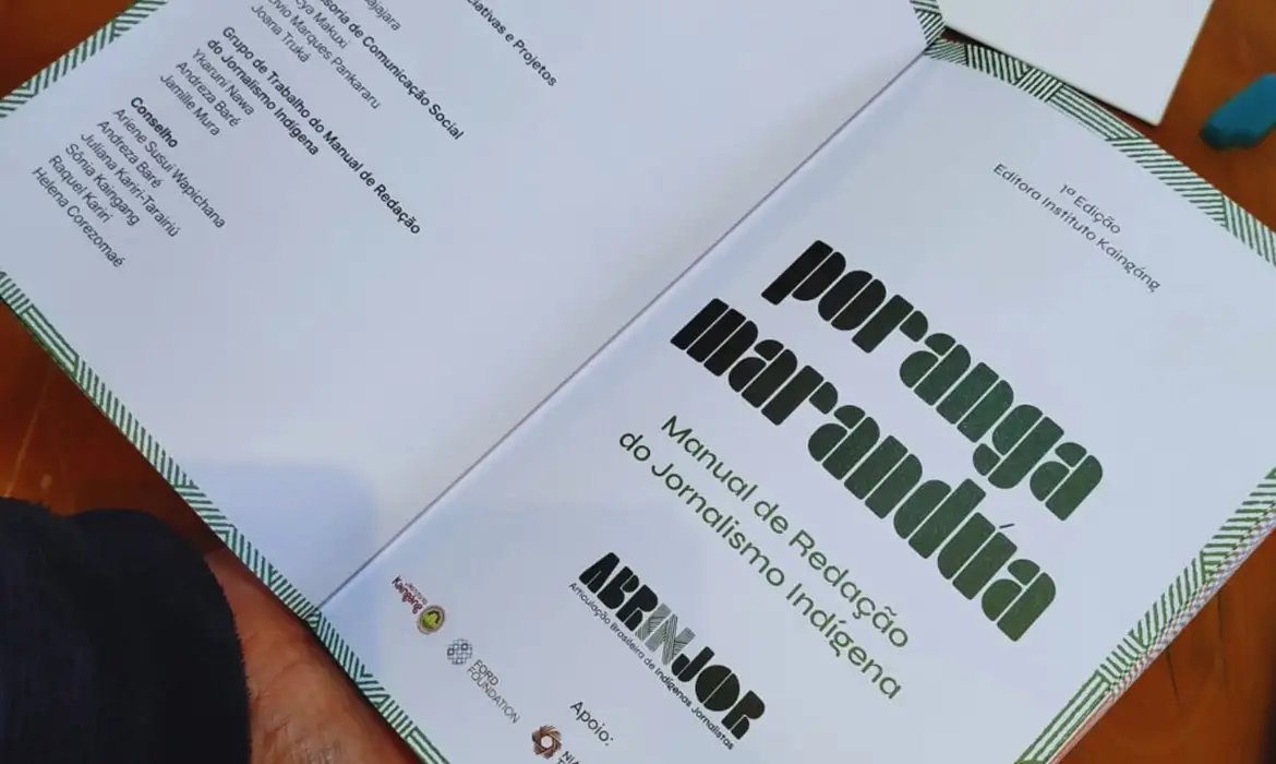 Jornalistas indígenas lançam manual para qualificar a imprensa
