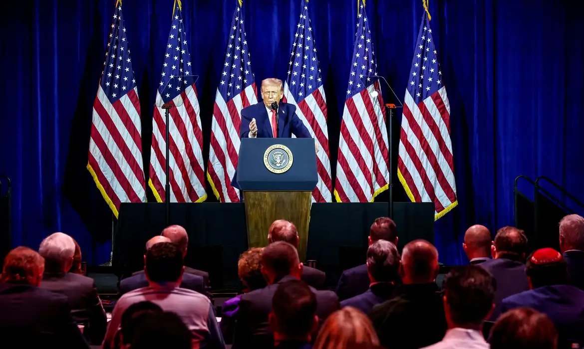Trump diz que ataque à Venezuela deixou \"muitos\" mortos