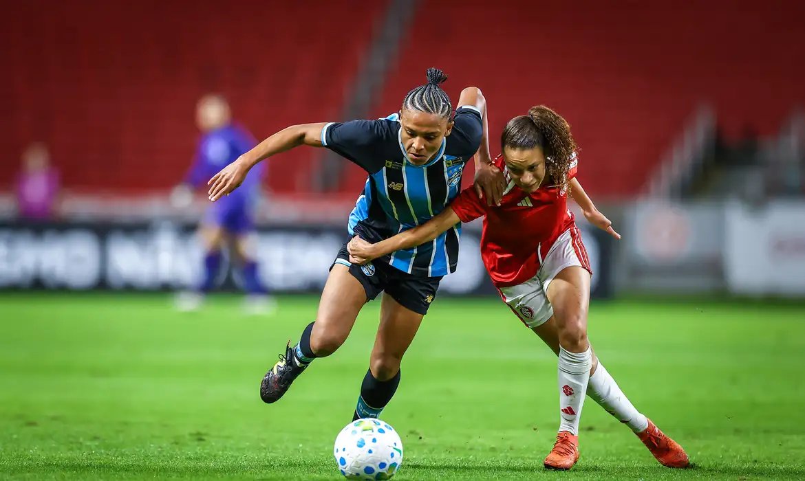 Nos pênaltis, Inter elimina Grêmio e segue na Copa do Brasil Feminina