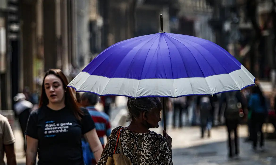 Inmet mantém alerta vermelho de onda de calor no Sudeste