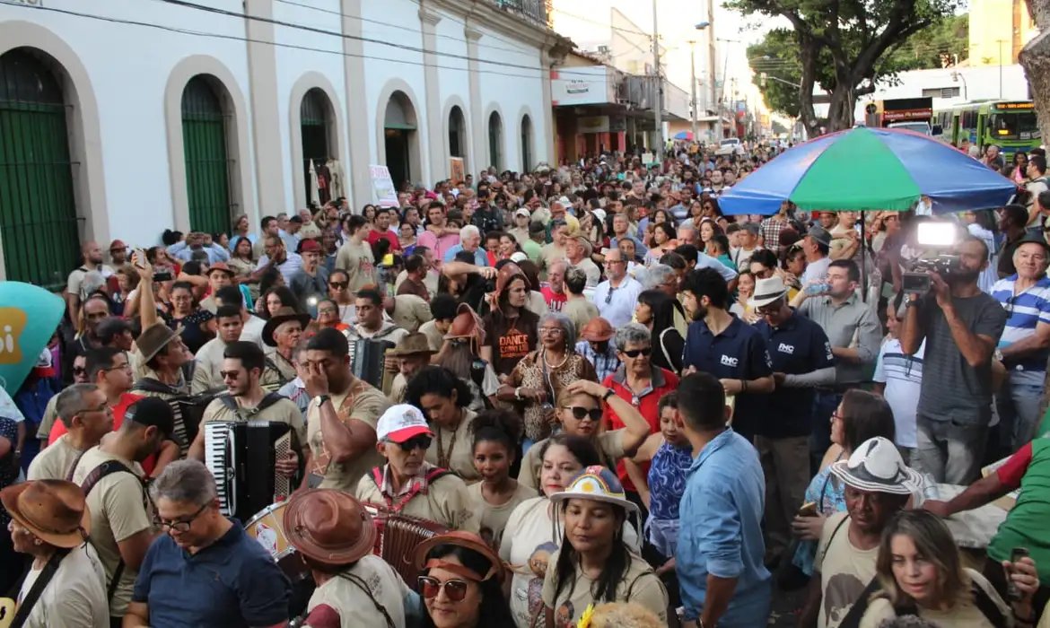 Procissão das Sanfonas anima ruas de Teresina nesta segunda
