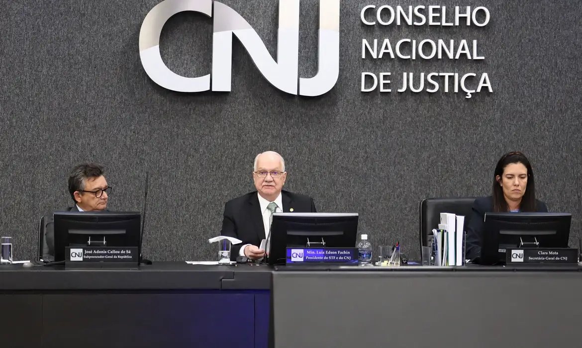 Ministro Fachin apresenta novas regras de conduta para magistrados