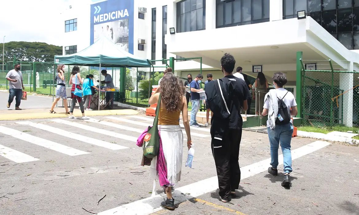 Renegociação de dívidas do Fies pode ser feita até 31 de agosto