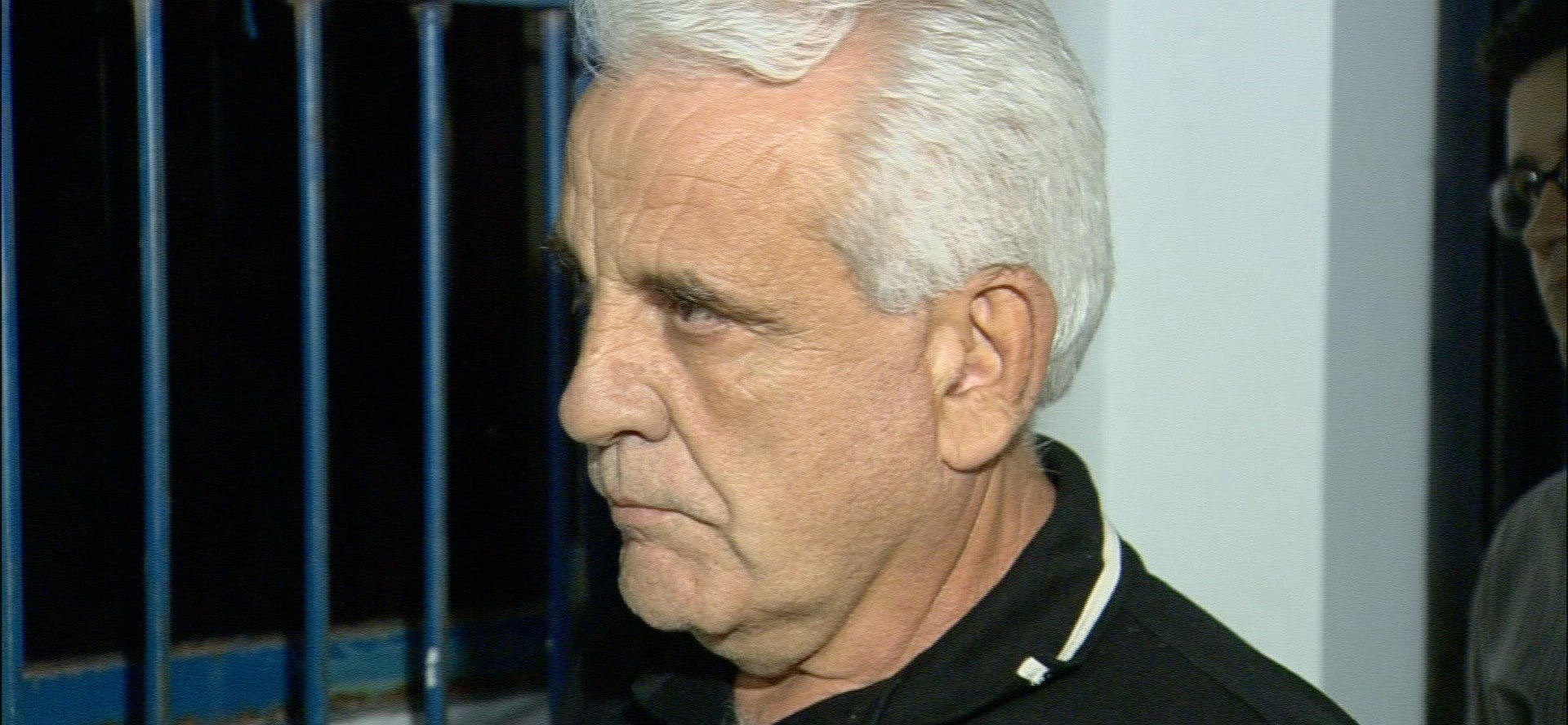 Ex-prefeito condenado por estupro de crianças passa a cumprir prisão domiciliar por problemas de saúde em MT