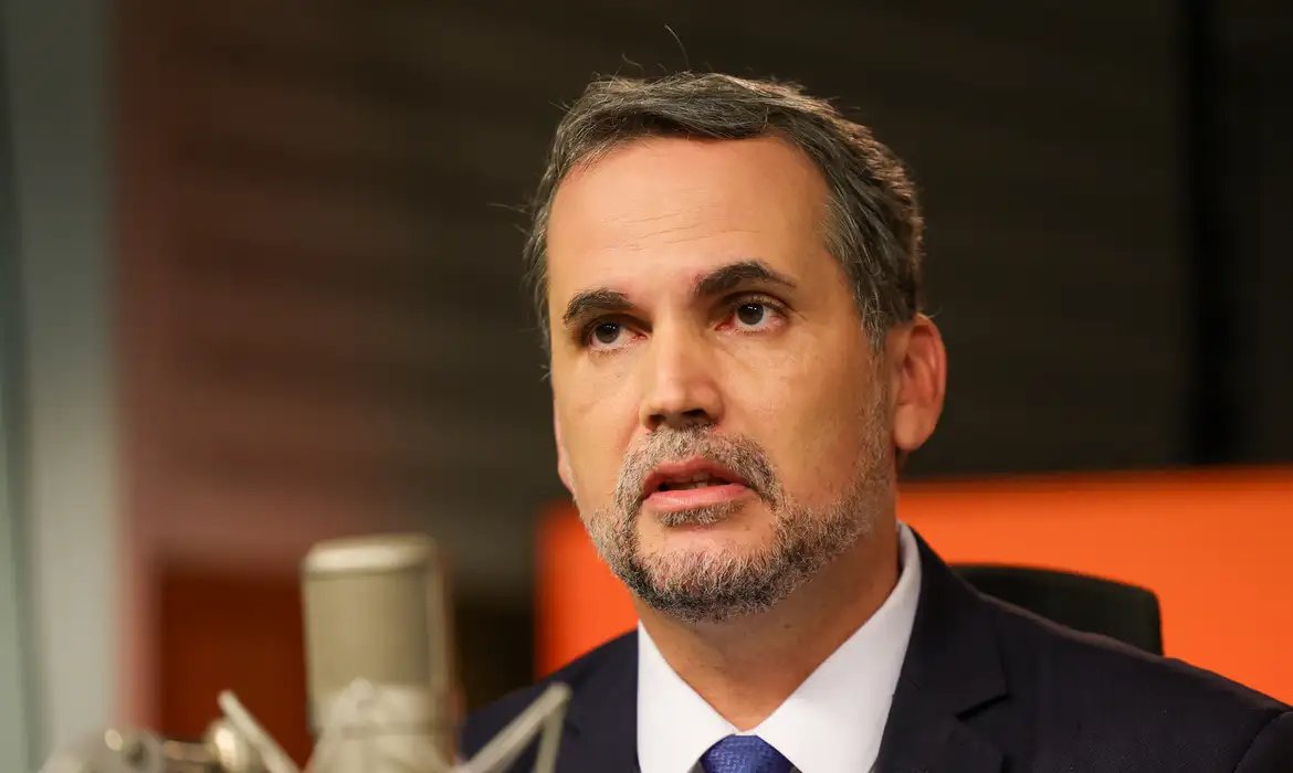 Bloqueio de R$ 23,7 bi não afetará serviços e benefícios, diz Moretti