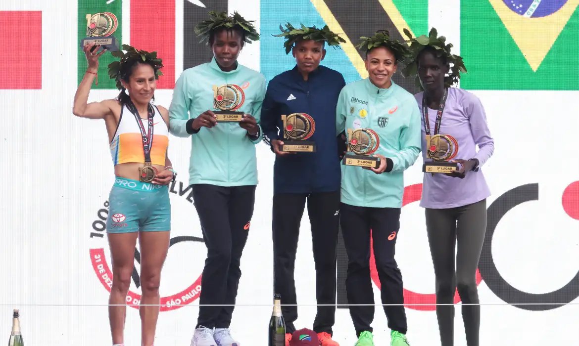 Ainda quero ser campeã da São Silvestre, diz Núbia de Oliveira