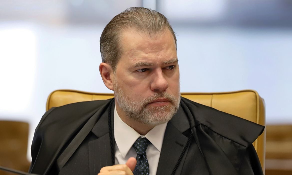 Dias Toffoli libera campanha de Renan Santos pela internet