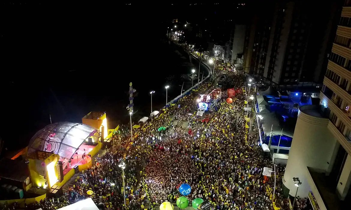 Carnaval em Salvador: 700 atrações em circuitos oficiais e 520 shows
