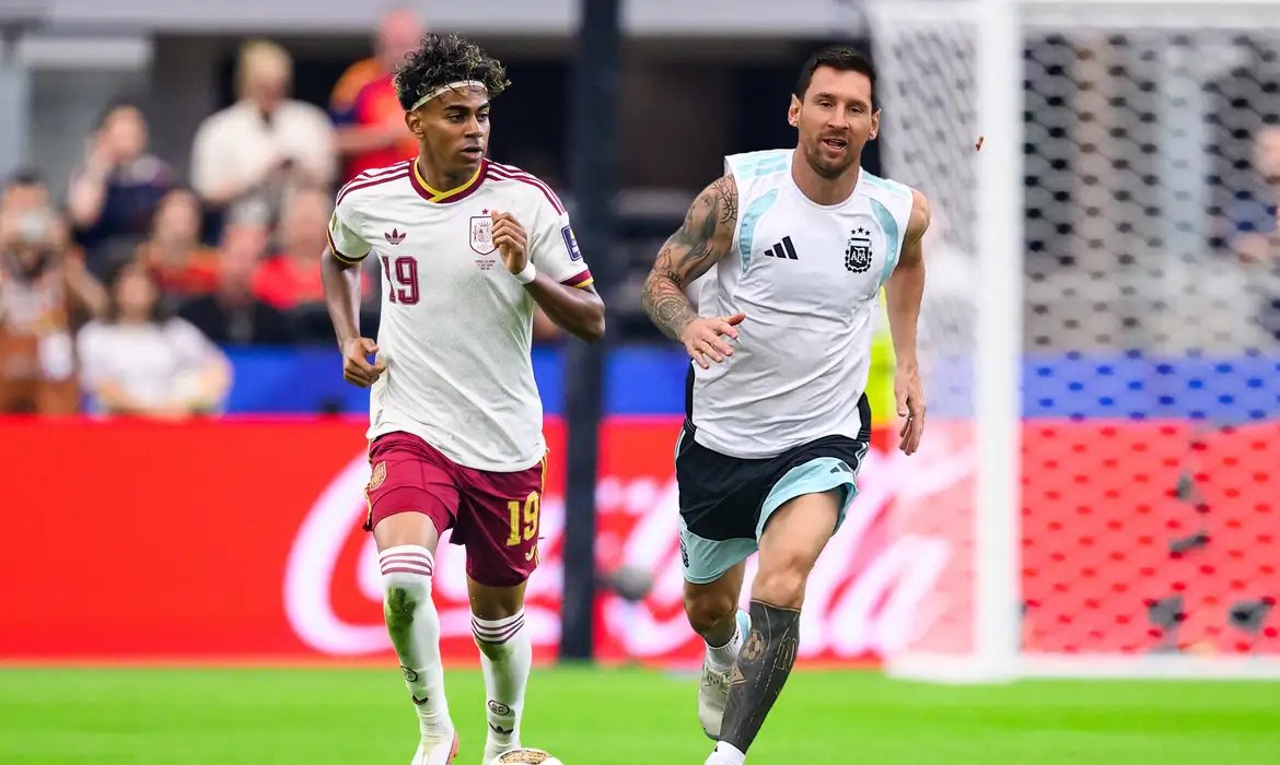 Em jogo esperado há meses, Argentina e Espanha disputam final da Copa