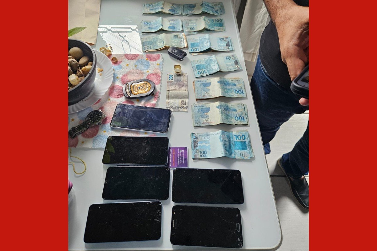 Chefe do CV preso ao desembarcar de avião em MT tentou quebrar celular para despistar polícia, diz delegado