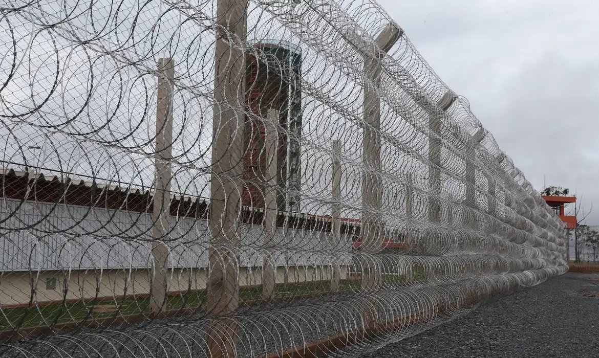 Penitenciária de Campo Grande adota padrão de segurança máxima