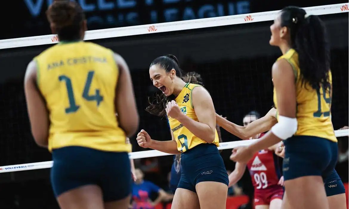 Brasil domina França e segue sem perder na Liga das Nações feminina