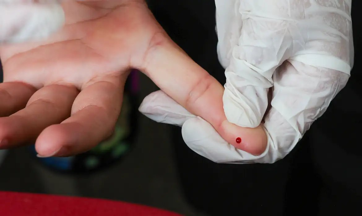Brasil atinge meta de redução da transmissão vertical de hepatite B