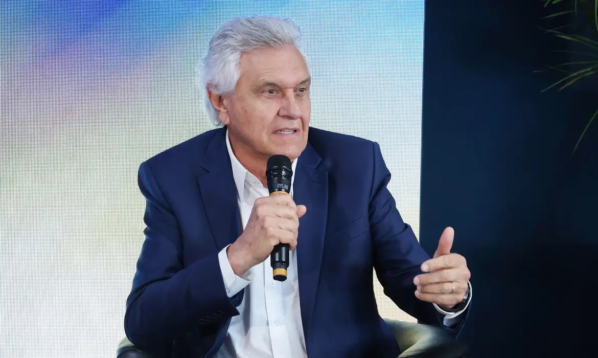 Caiado promete governo \"transformador\" e reformas estruturais