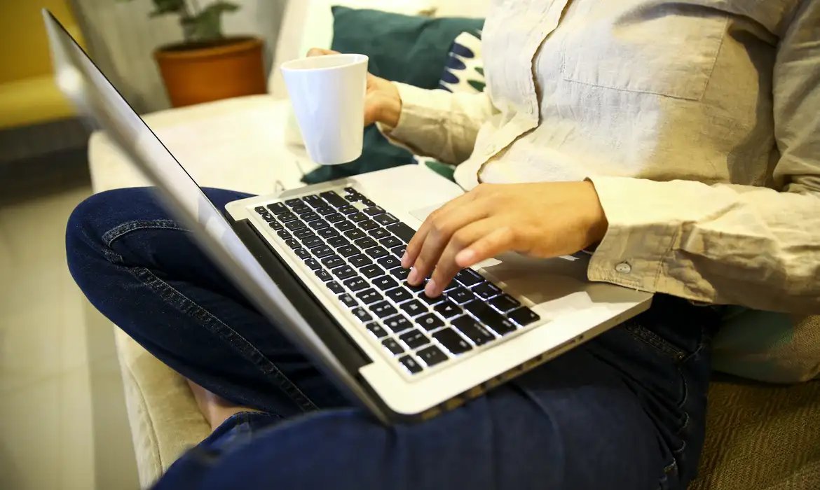 AGU notifica Google para remover perfis que promovem apostas ilegais