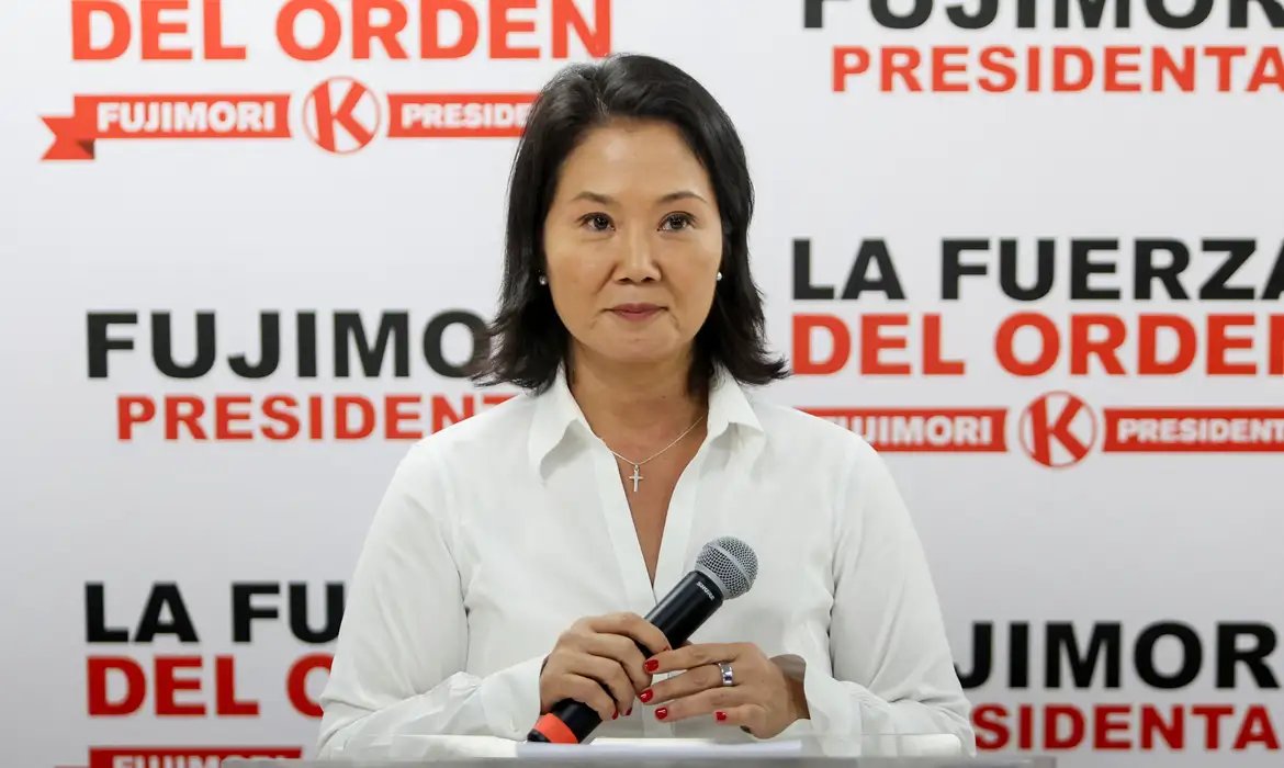 Após longa apuração, Keiko Fujimori é eleita presidente no Peru