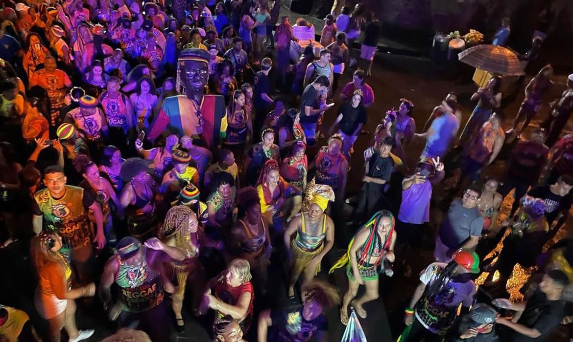 Carnaval: Bloco do Reggae celebra Bob Marley e Jimmy Cliff em São Luís