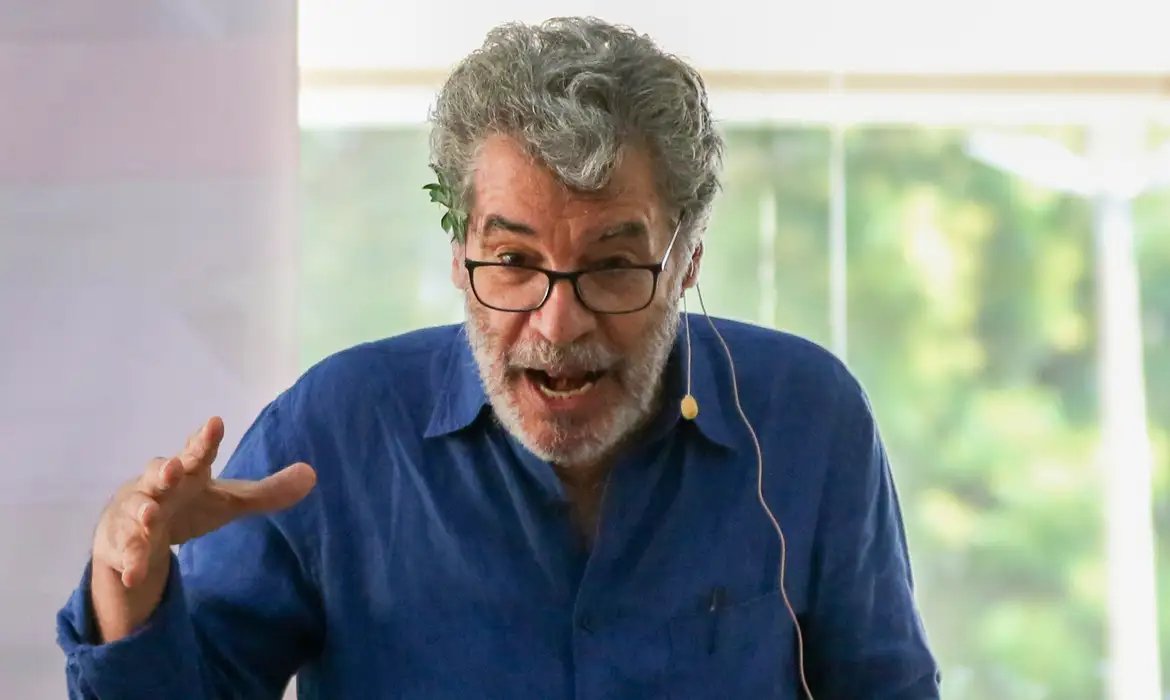 No Bonito CineSur, Paulo Betti defende regulamentação de streamings