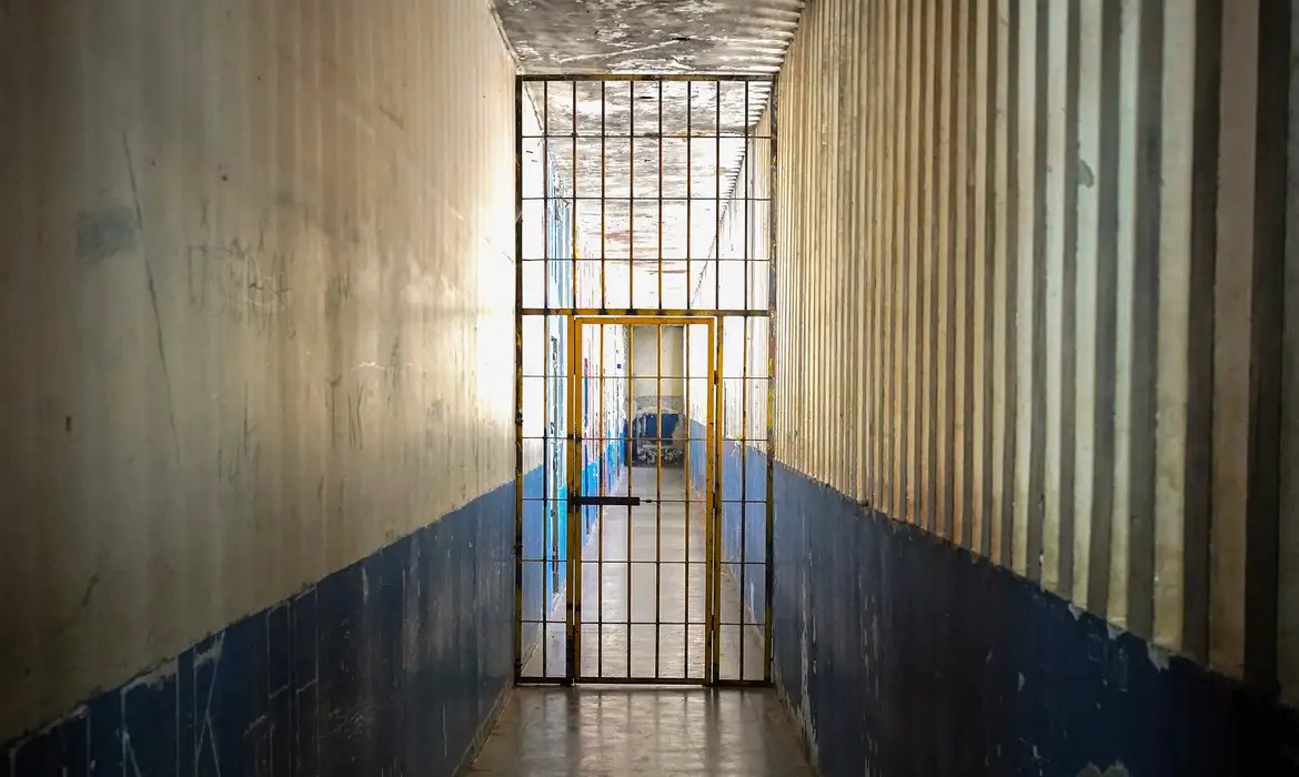 CIDH condena Brasil por manter preso em solitária por mais de 4 anos