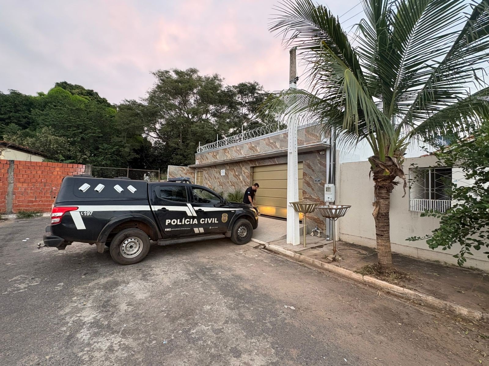 PM é preso suspeito de comandar esquema de roubo de drogas para facção em MT