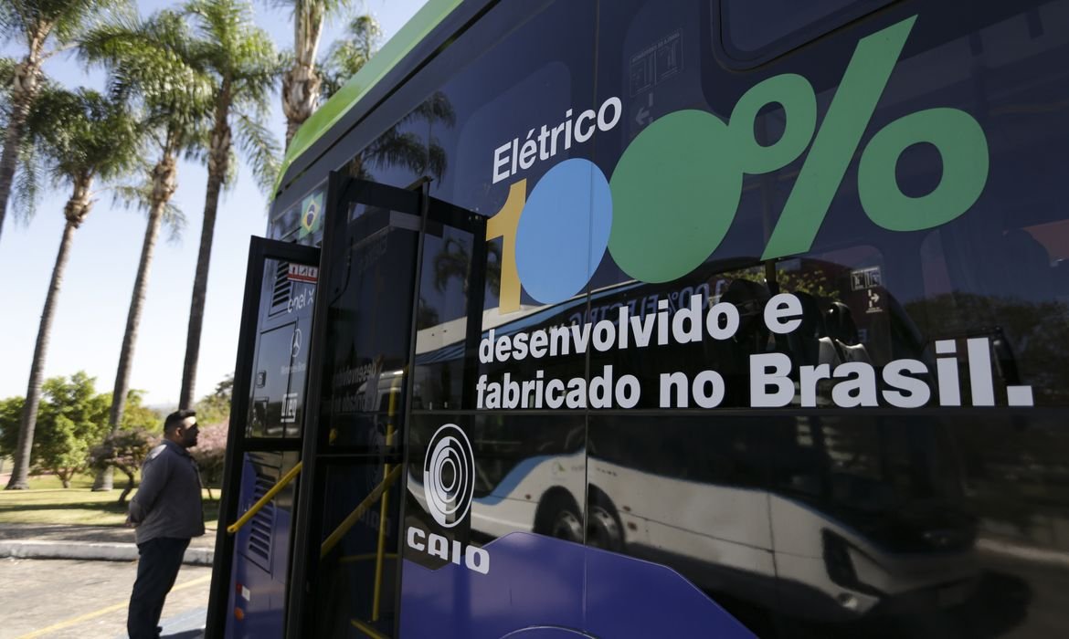 CMN dobra duração de linhas do Move Brasil a ônibus e micro-ônibus