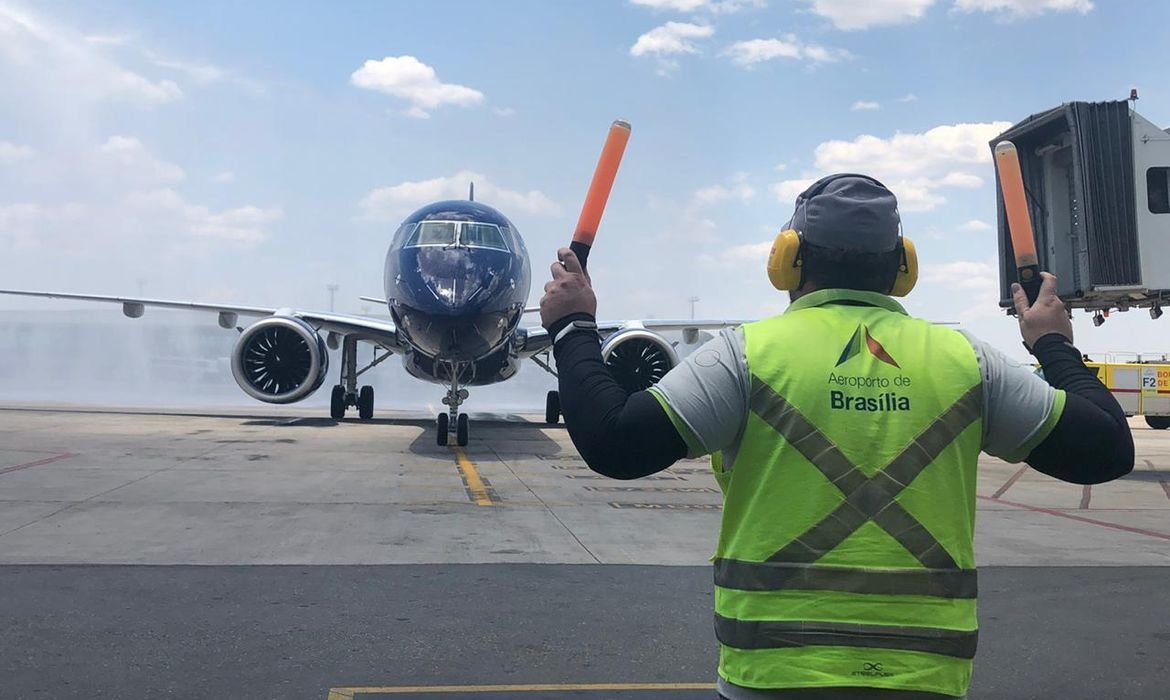 Ventania em Congonhas e Guarulhos impacta Aeroporto de Brasília