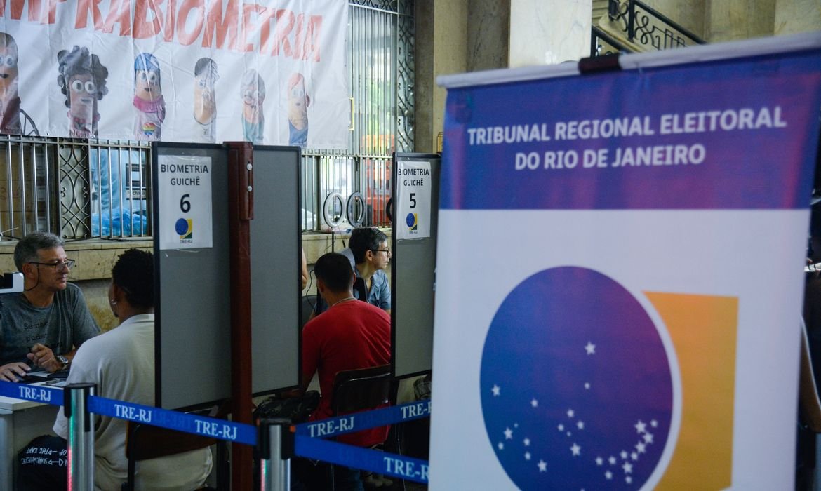 TRE-RJ amplia horário de atendimento em postos do estado