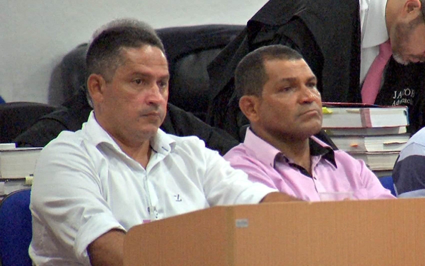 Empresário solto há 10 anos após condenação por assassinato de adolescente tem mandado de prisão em aberto em MT