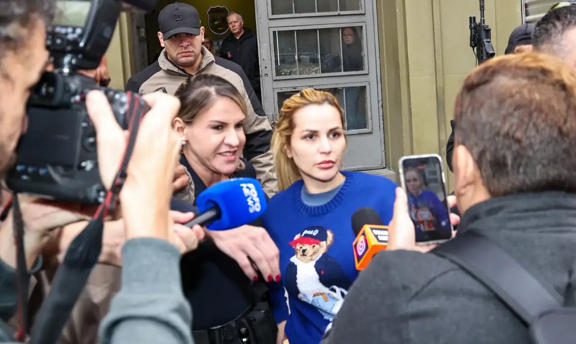 Deolane e Marcola são denunciados por lavagem de dinheiro para o PCC