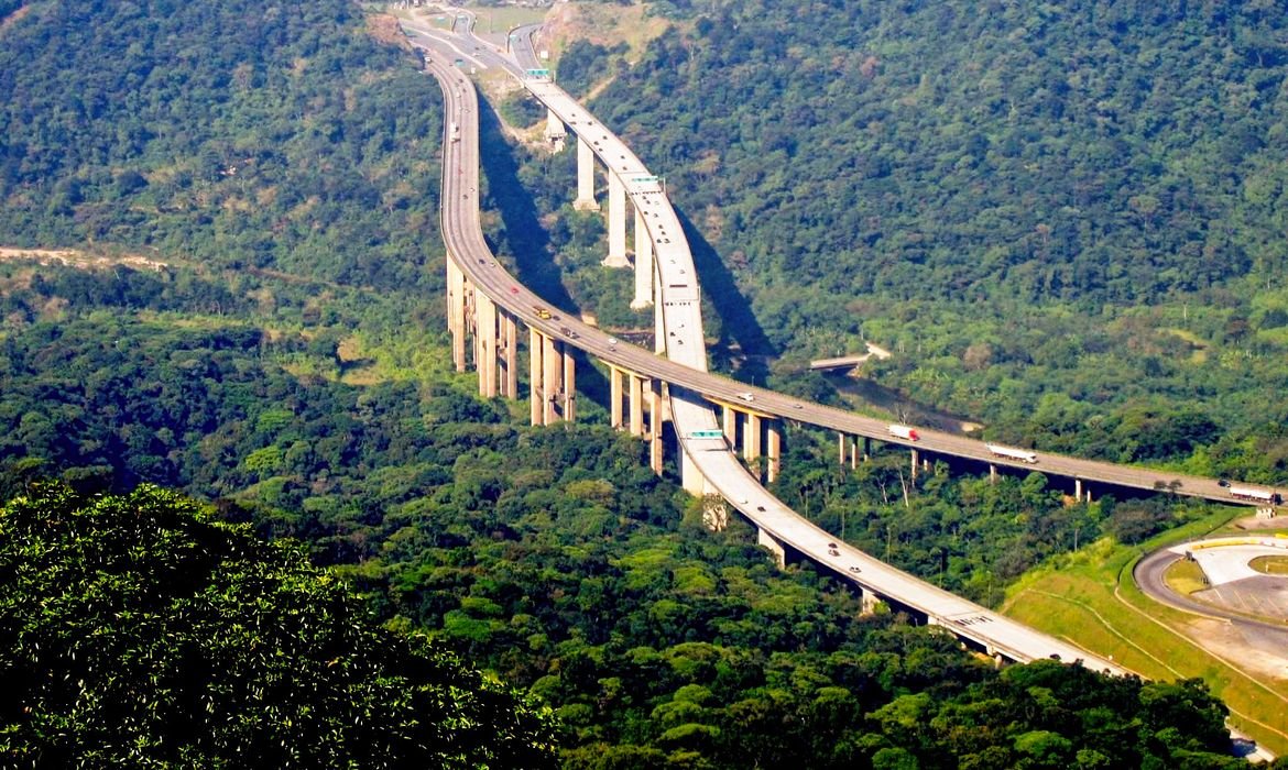 Imigrantes-Anchieta terá sistema free flow a partir de julho