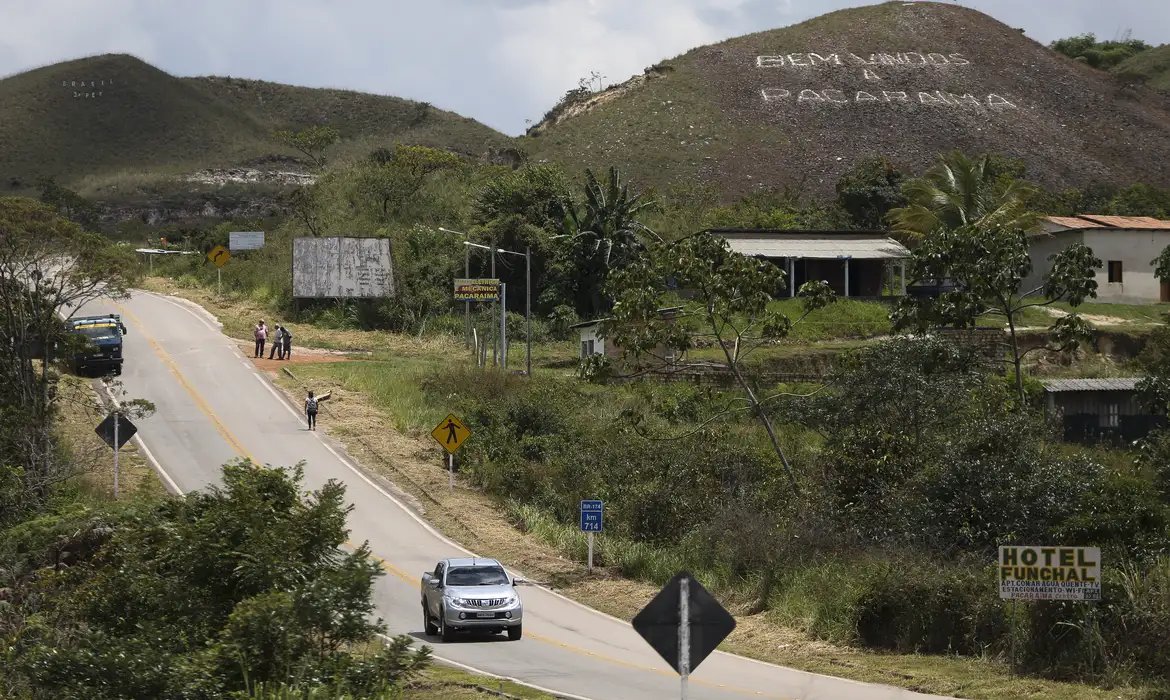Justiça suspende emissão de títulos em terras de fronteira