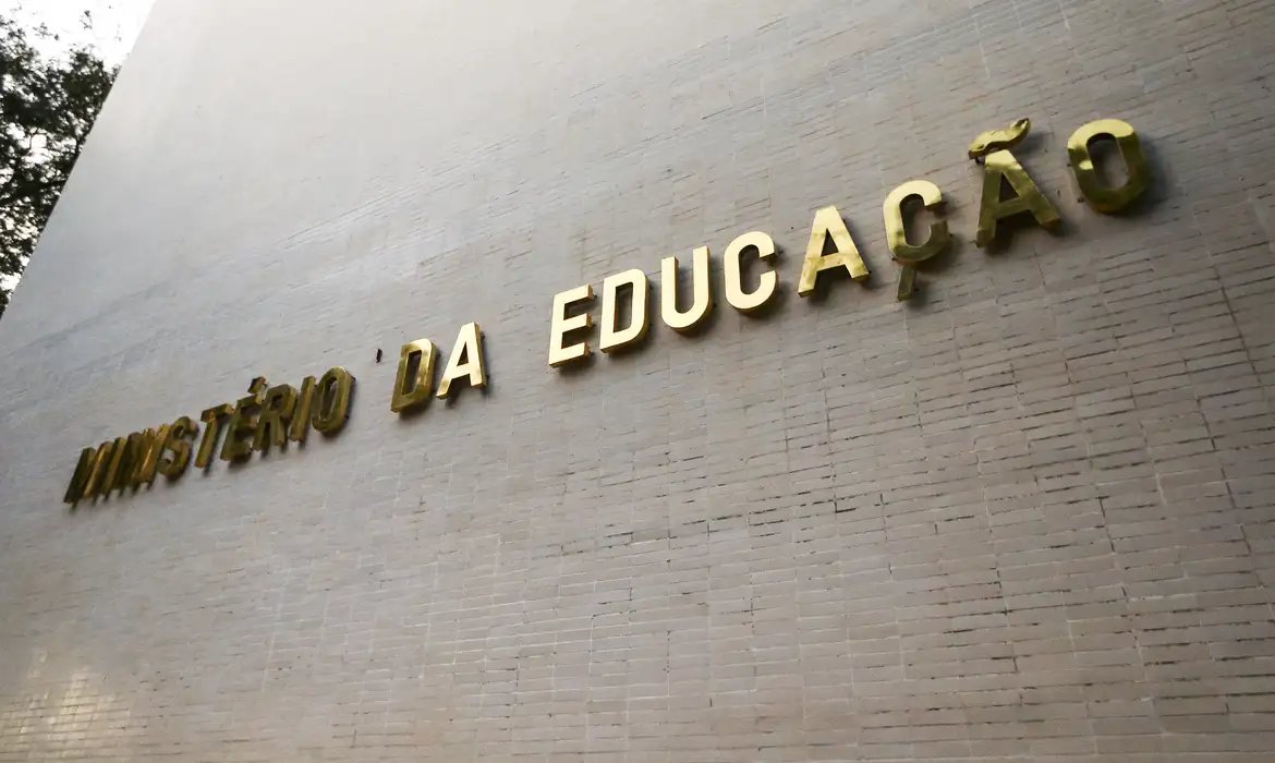 Governadora do Ceará será nova secretária executiva do MEC 