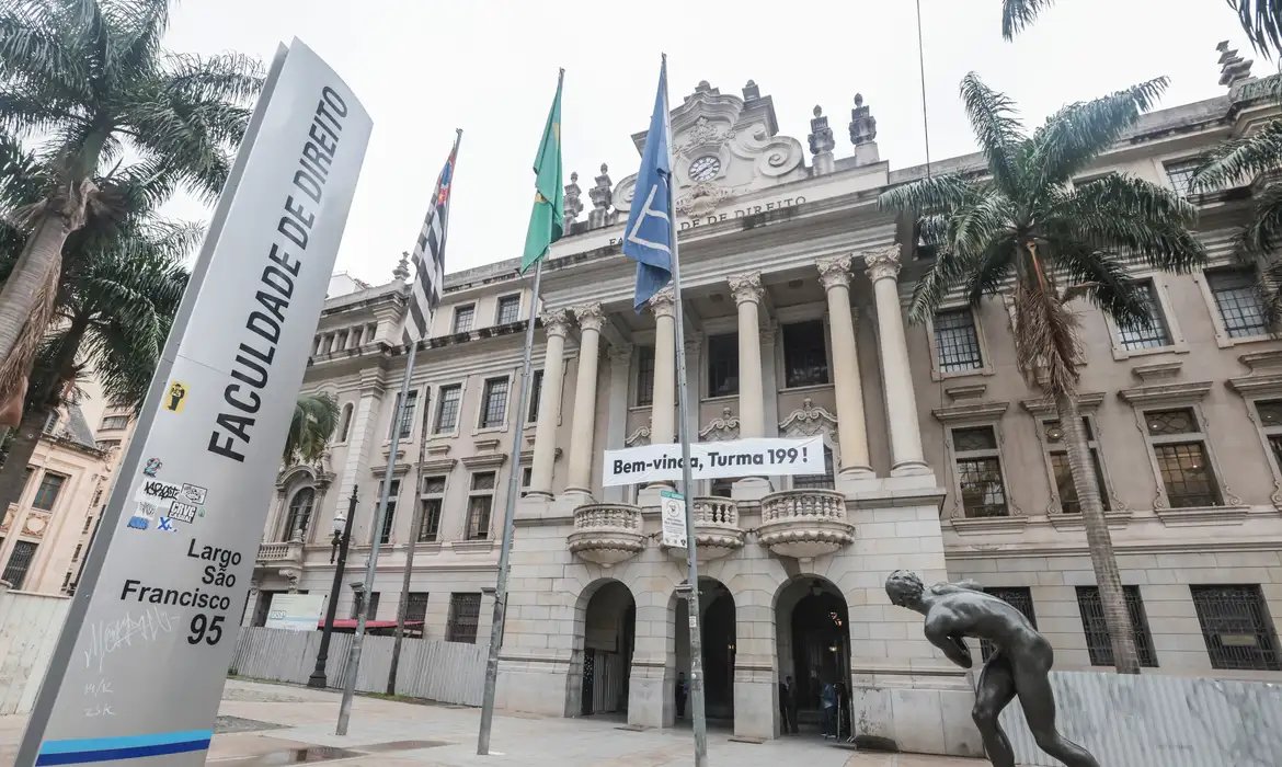 USP trabalha para implantação de cotas PcD no vestibular