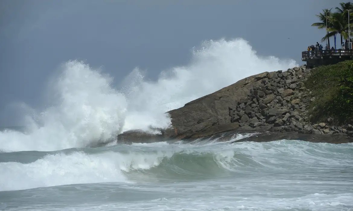 Rio intensifica ações para enfrentar impactos do El Niño