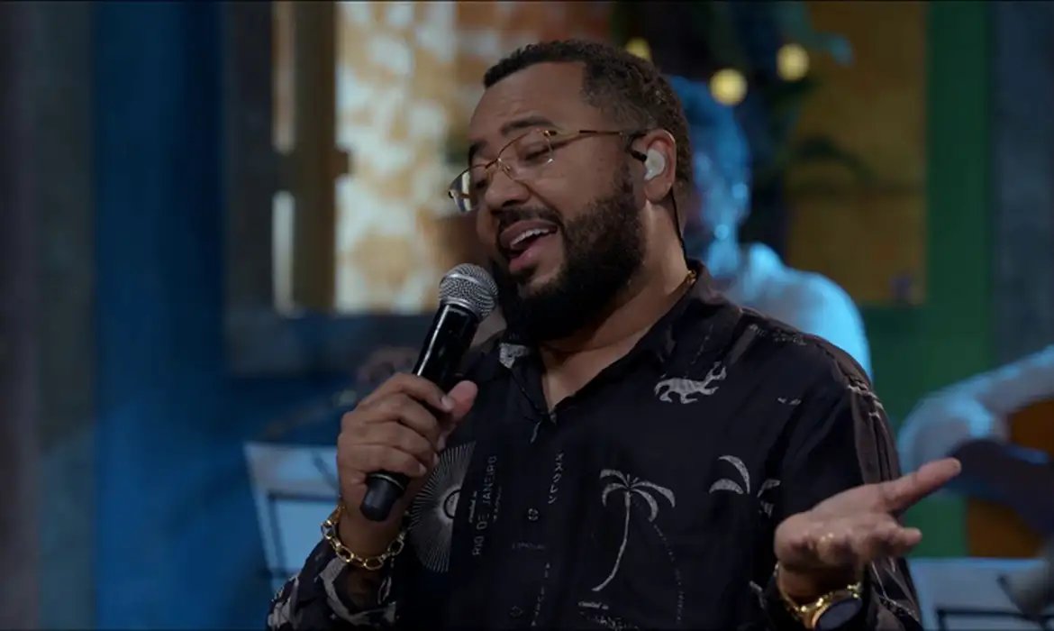 Samba da Gamboa recebe o cantor e compositor Dudu Nobre neste domingo