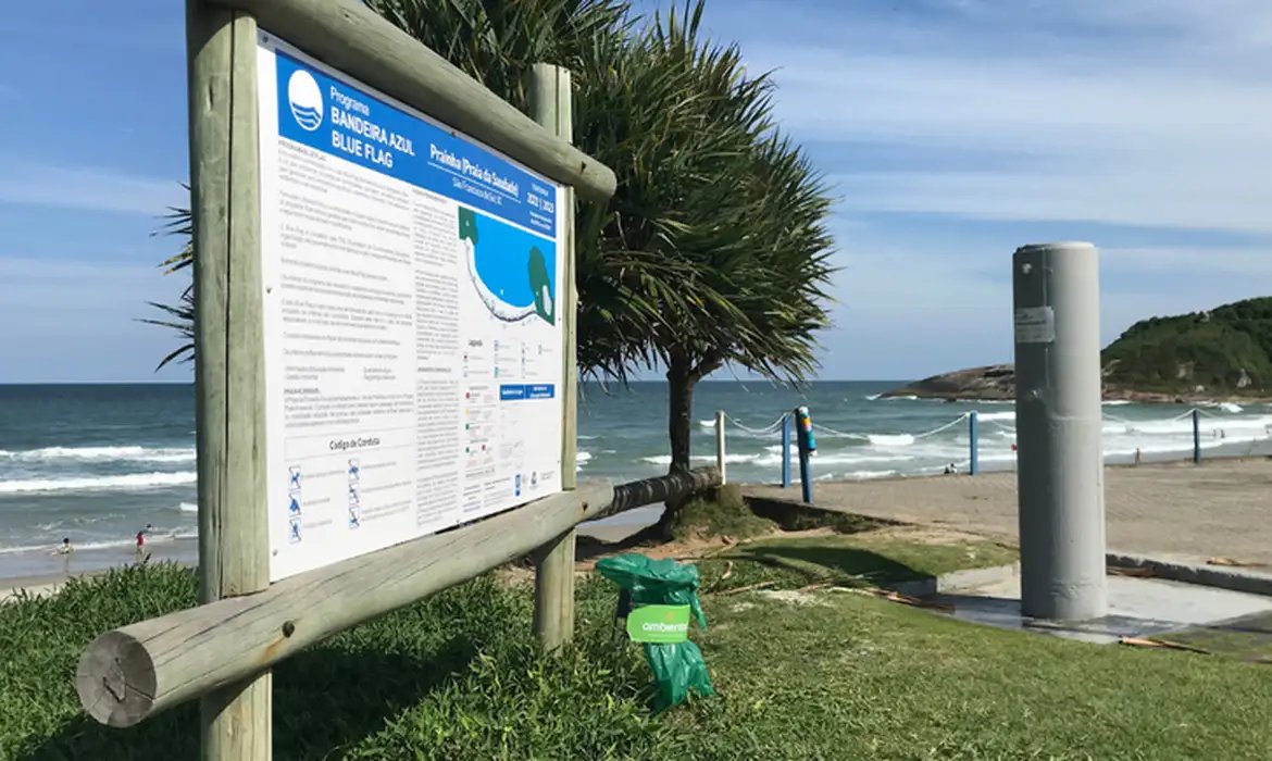 Brasil amplia lista de praias com selo bandeira azul