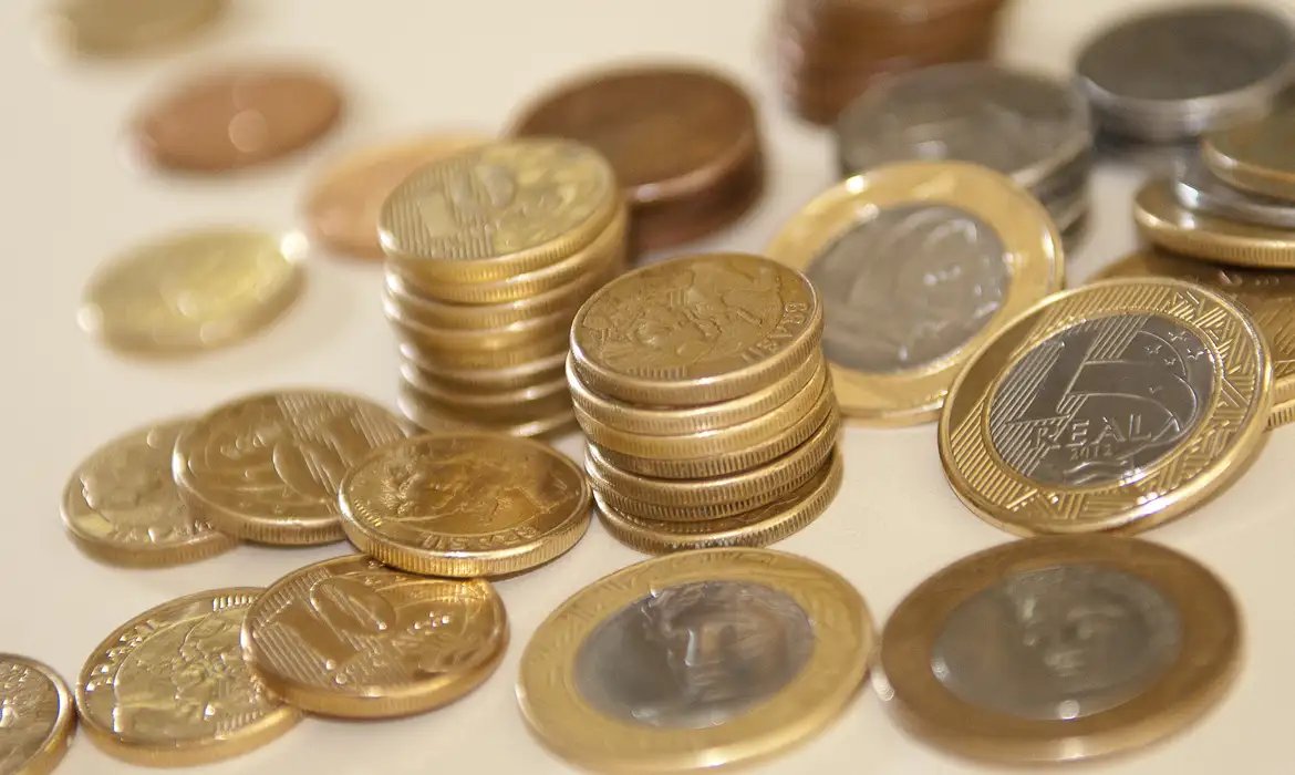 Inflação tem alta para famílias de baixa renda em abril, diz Ipea