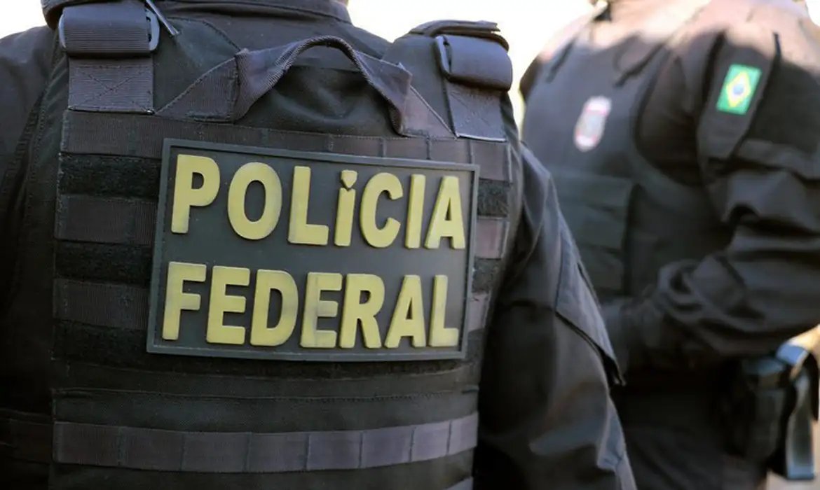 PF combate quadrilha que fraudava pensões da UFRJ