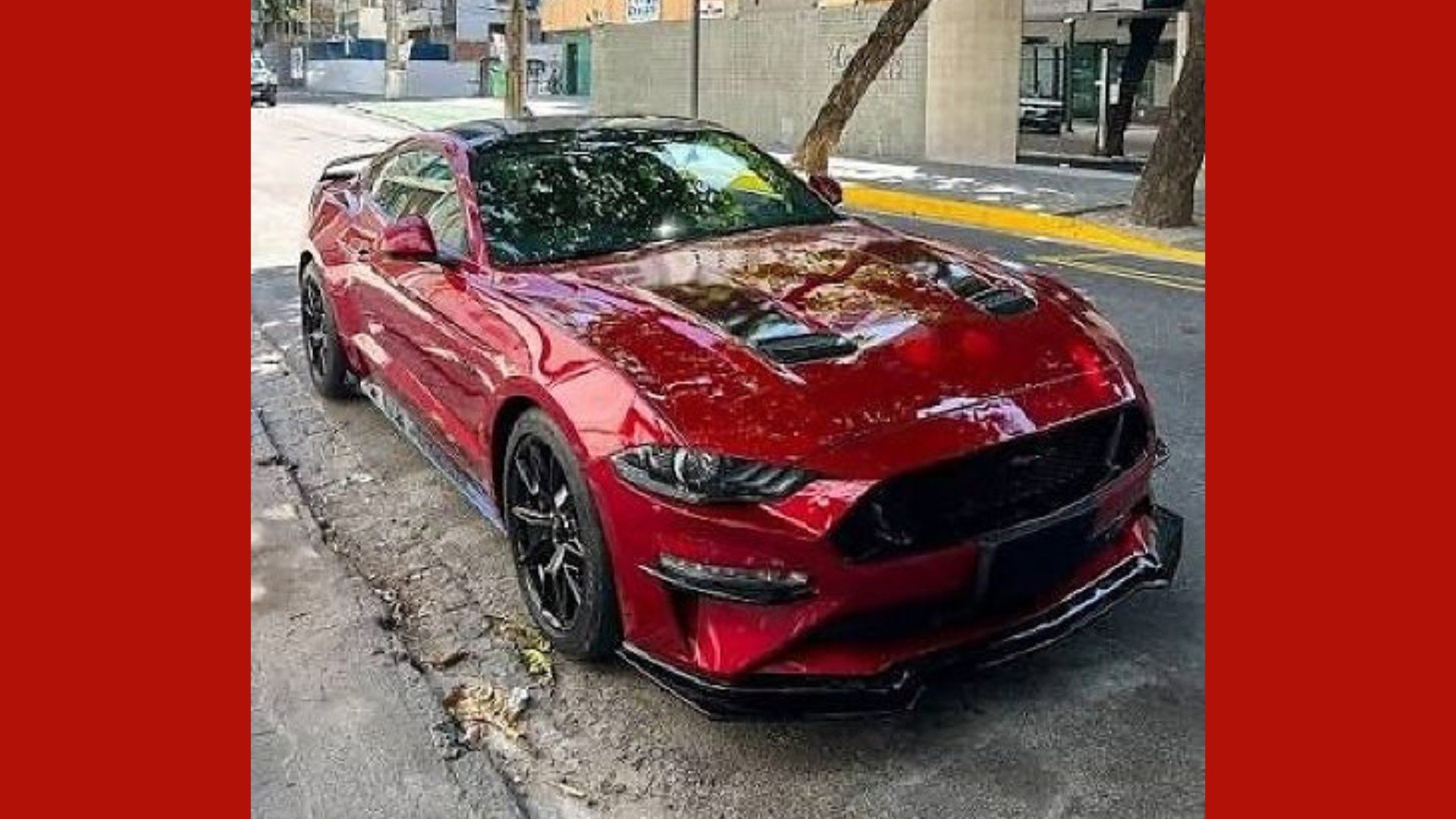 Mulher usa carro de luxo do suspeito para arrombar portão e fugir de cárcere privado em MT