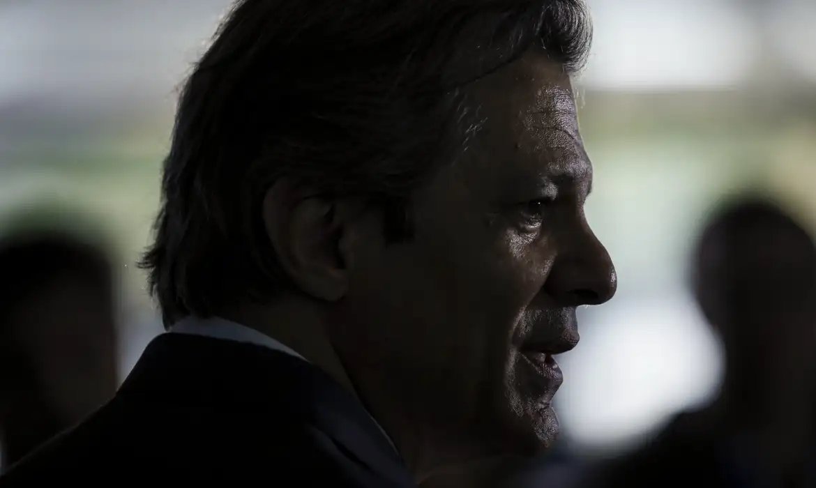 Fazenda tira de projeto de lei proposta para socorrer bancos em crise