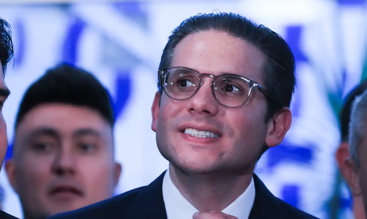 Hugo Motta diz que diálogo volta a ocupar relação entre Brasil e EUA 