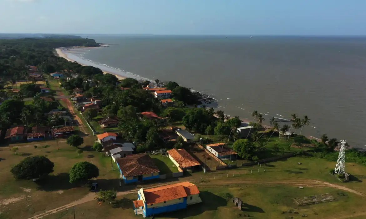 Viva Maria: artesã transforma reciclagem de rejeitos em arte em Marajó