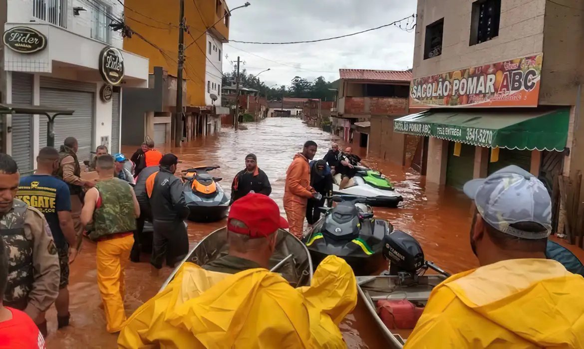 Fortes chuvas deixam 14 mortos e 440 desabrigados em Juiz de Fora
