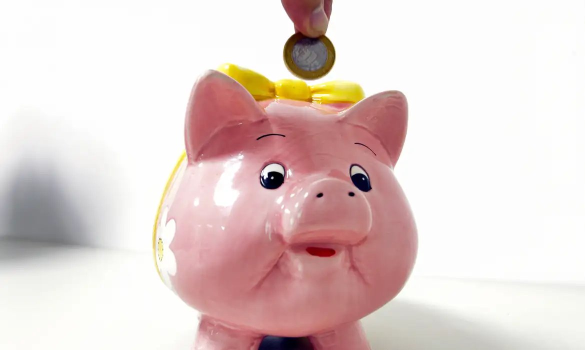 Poupança tem entrada líquida de R$ 2,6 bilhões em maio