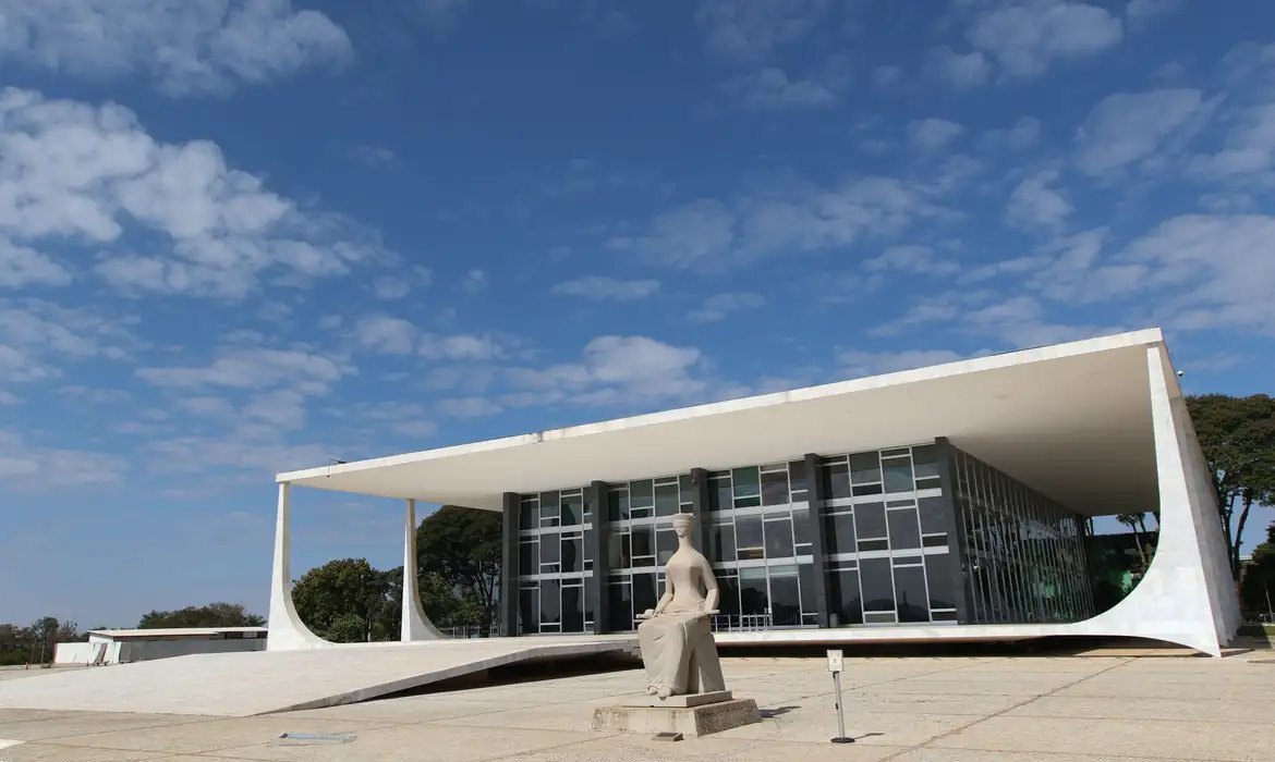 Defesa reforça pedido de manutenção da prisão domiciliar de Bolsonaro