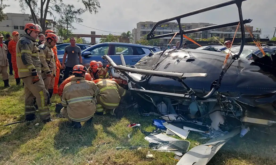 Anac investiga se helicóptero que colidiu fazia transporte clandestino