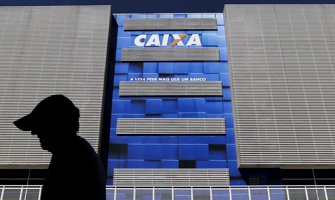 Lucro da Caixa cai 34% no primeiro trimestre com novas regras do BC