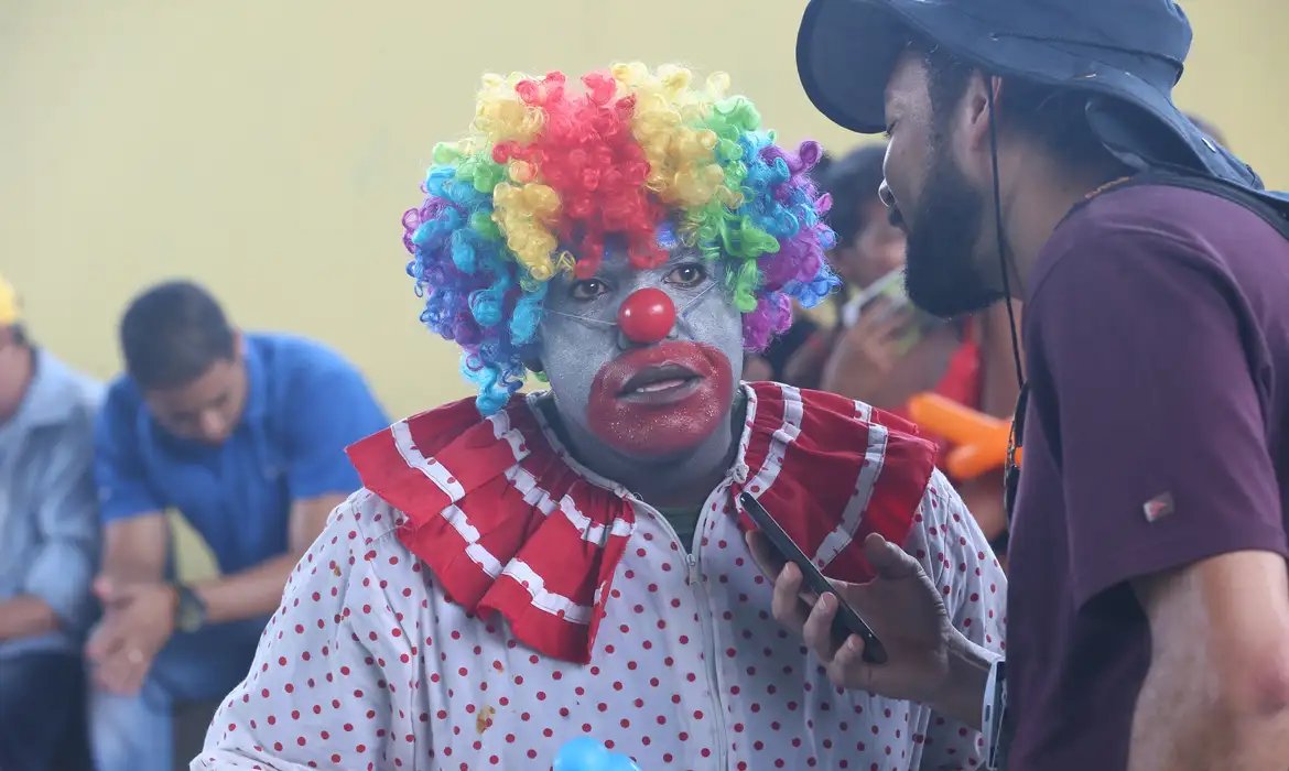 Festival em Londrina celebra a figura do palhaço